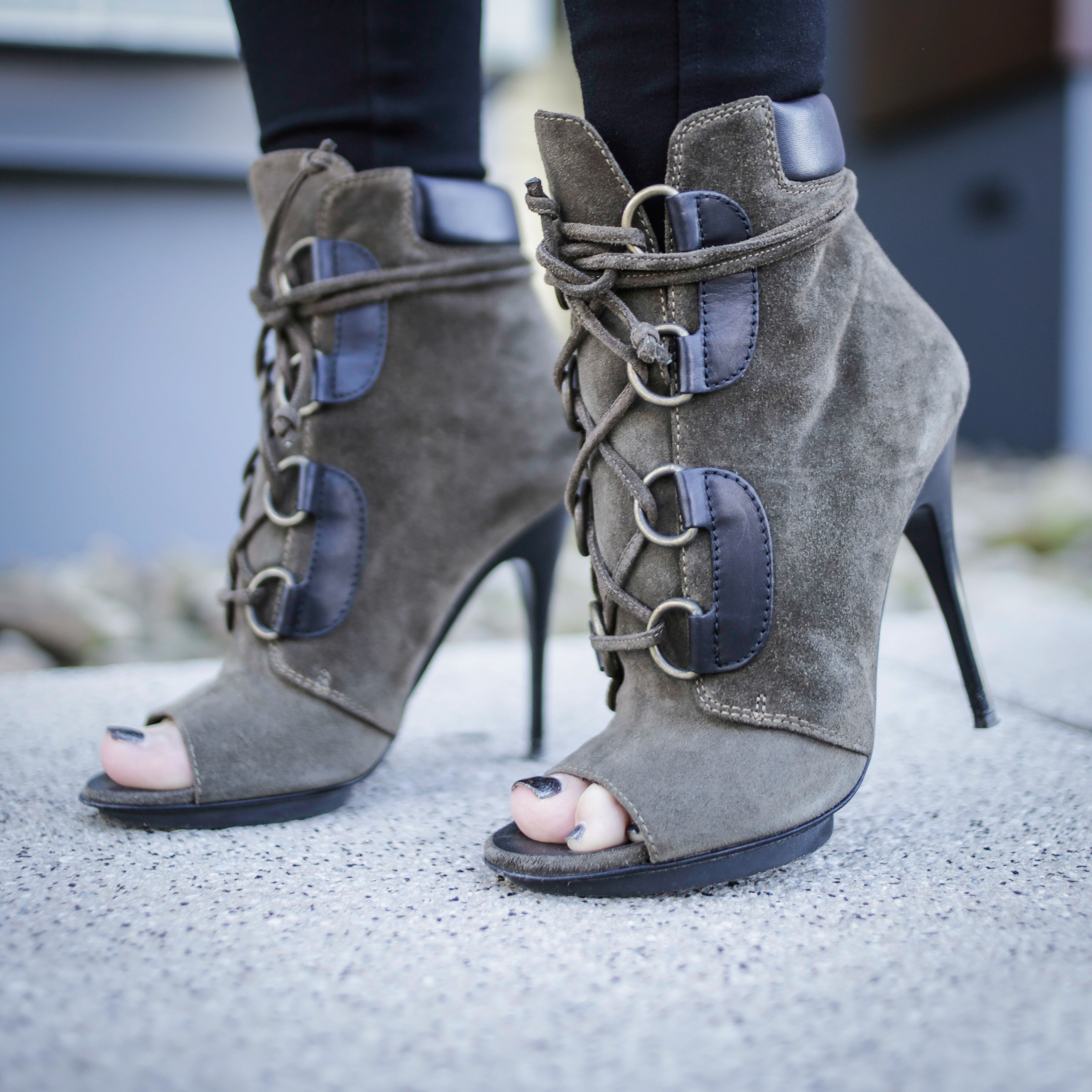 guisseppe-zanotti-booties